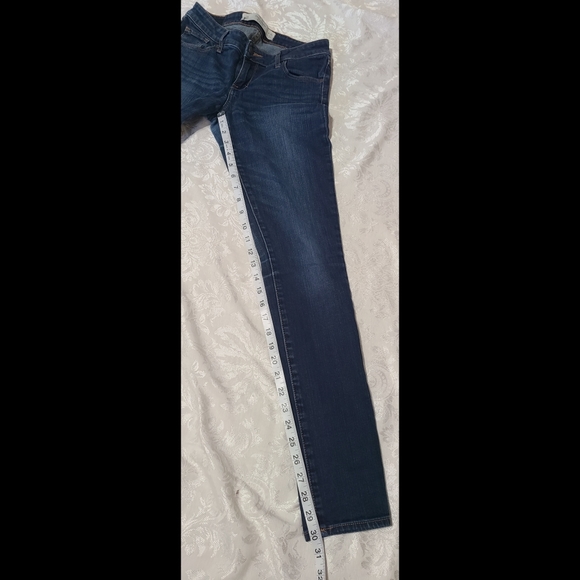 A&F Skinny Jeans - Picture 11 of 12